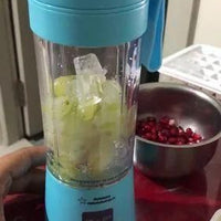 Portable USB Rechargeable 6-Blade Juicer – Smoothie & Shake Maker